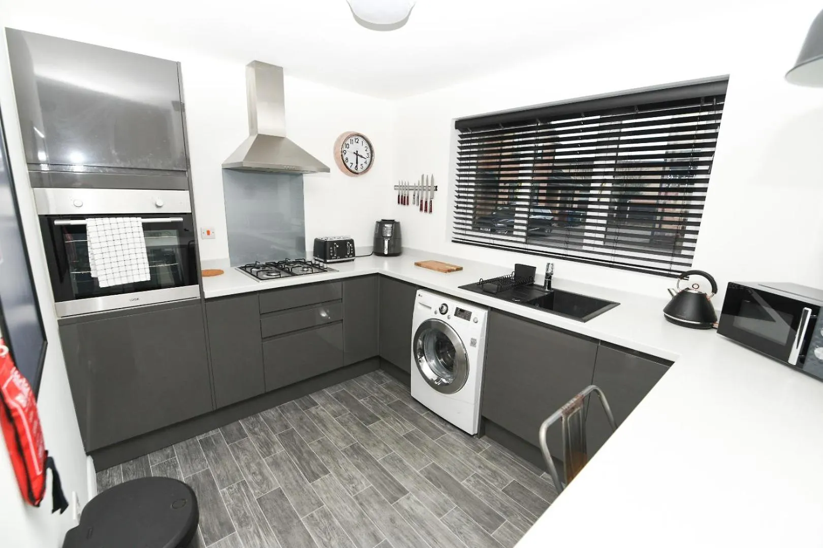 Lägenhet Modern Home In Royston, Free Off-Street Parking, Perfect For Families, Contractors & Work Royston