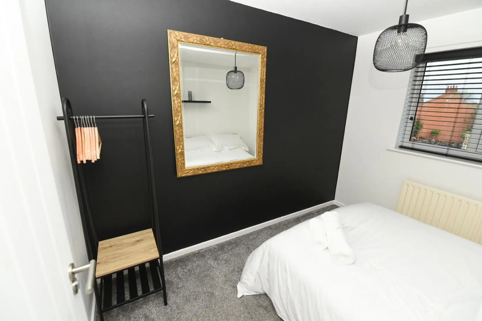 Lägenhet Modern Home In Royston, Free Off-Street Parking, Perfect For Families, Contractors & Work Royston  Storbritannien