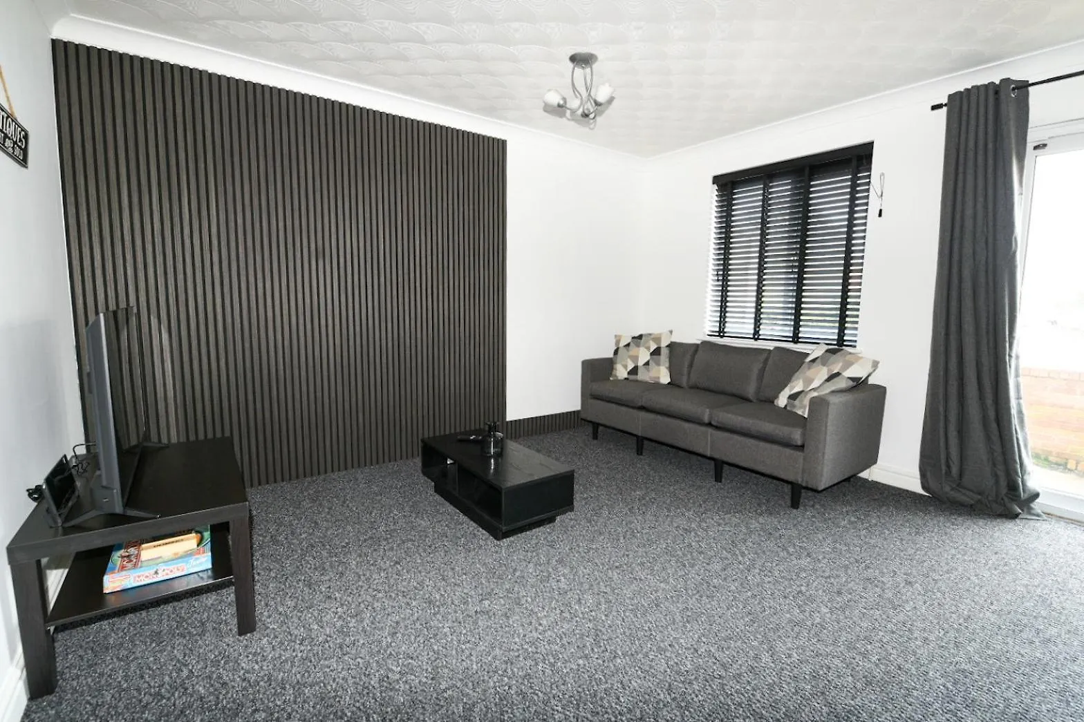 Modern Home In Royston, Free Off-Street Parking, Perfect For Families, Contractors & Work Royston  Storbritannien